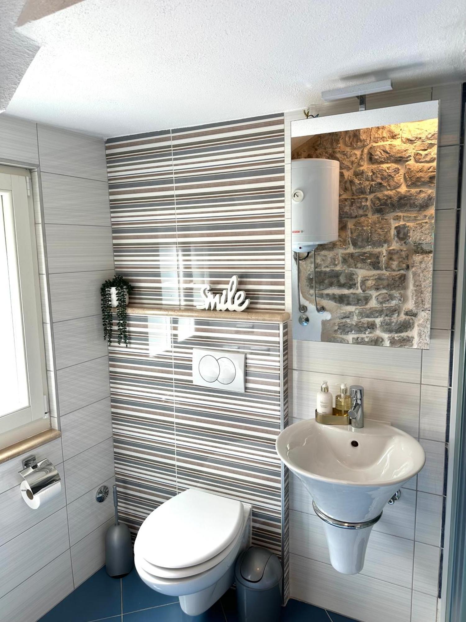 Diocletian Wine Studio Apartment II Split Exterior foto